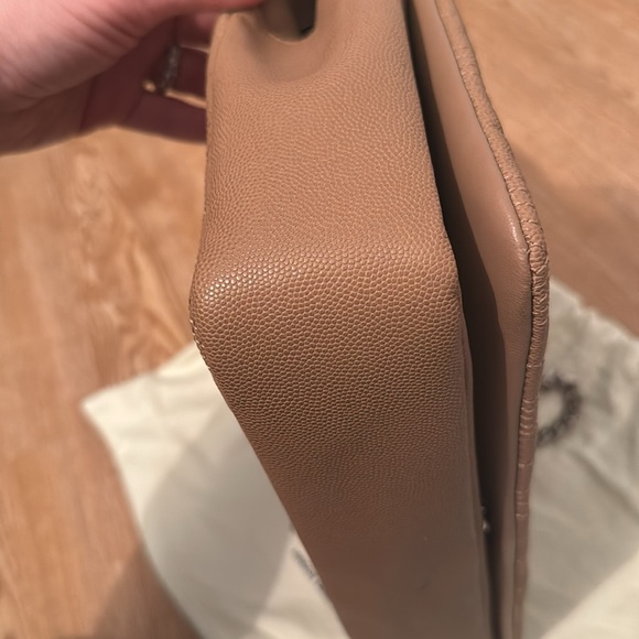 BURBERRY CAMEL BEIGE CAVIAR LEATHER HANDLE BAG BRAND NEW WITH ORIGINAL TAGS - Picture 10 of 10